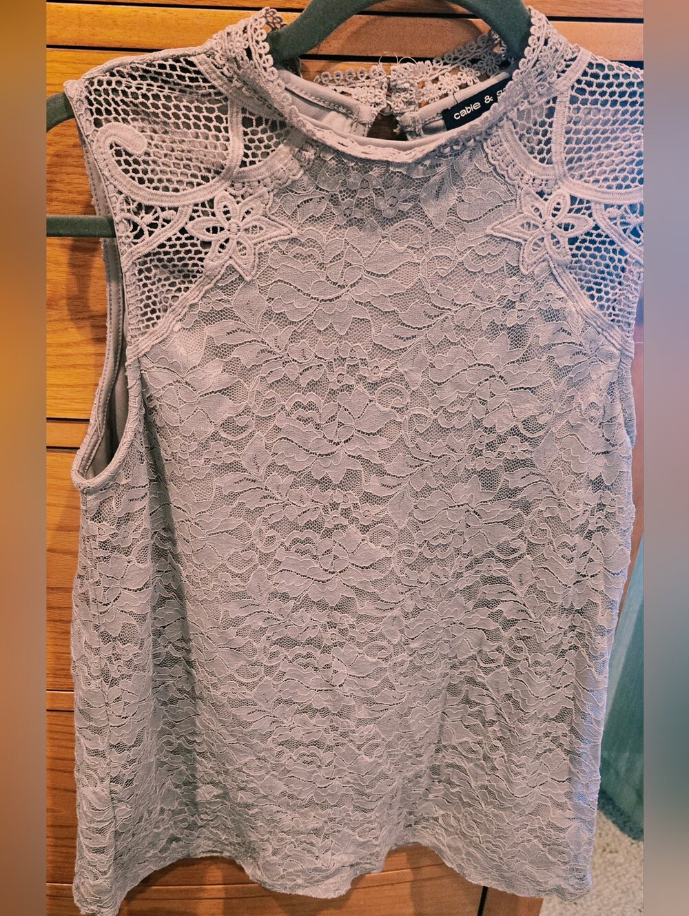 Cable & Gauge Lace Sleeveless High-Neck Top in Light Lavender, Women's S
